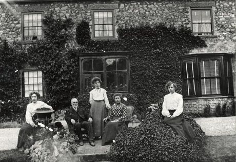 Mr and Mrs Allison and Family (Manager Of Coxhoe Quarries) Outside Garmonds Way