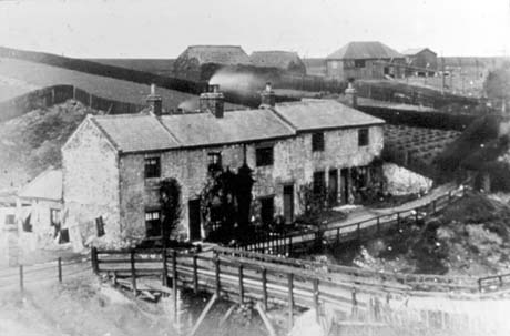 Gasworks Cottages, Adam and Eve Gardens - Known As �The Burn' (Clements Family Lived There)